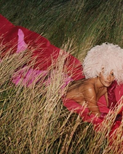 Tracee Ellis turns heads in stylish look