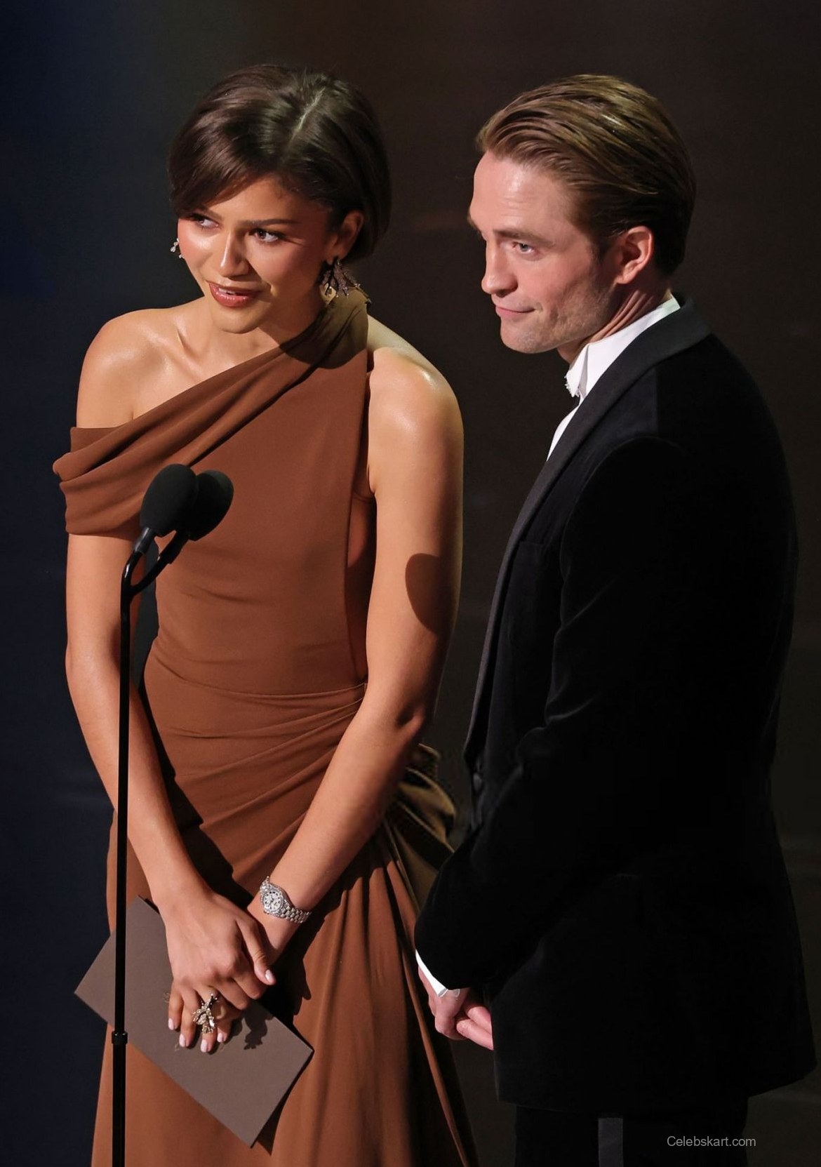 Zendaya and Robert Pattinson at Oscars, 2026 4