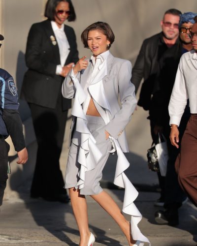 Zendaya Arrives looks stunning in stylish look