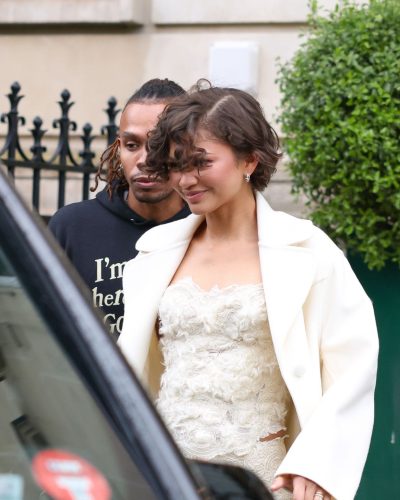 Zendaya Dazzles In White Outfit At Paris Event 2023 6