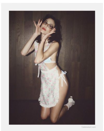 Alexa Chung photo image 5