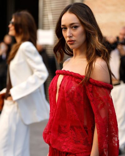 Alycia Debnam-Carey red gown with delicate lace details