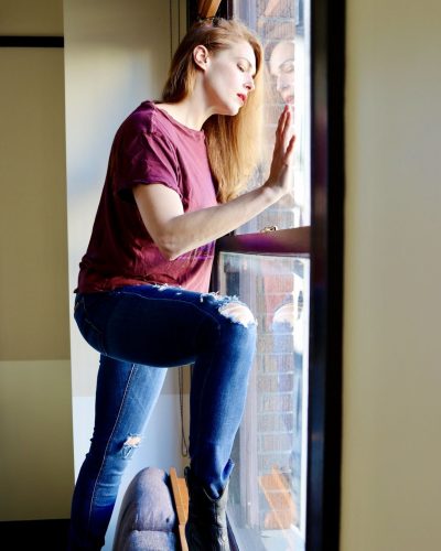 Amanda Righetti's stuns in magazine look at appearance 2026