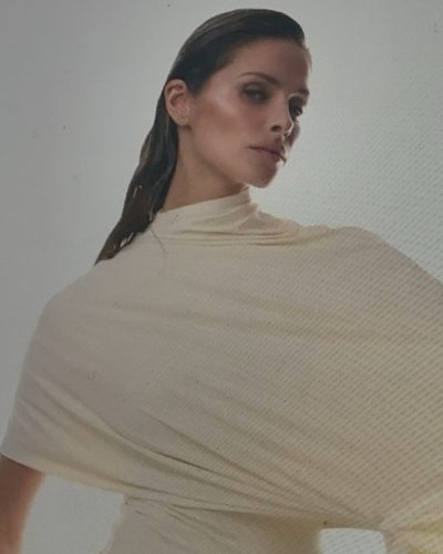 Anna Maria Olbrych in a navy blue dress with a flattering cut