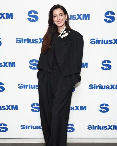 Anne Hathaway At Siriusxm Studios 2023, Chic Black Outfit main photo