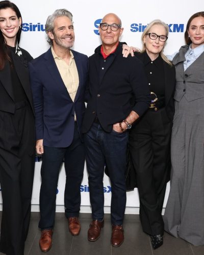 Anne Hathaway At Siriusxm Studios 2023, Chic Black Outfit shot 4