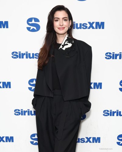 Anne Hathaway At Siriusxm Studios 2023, Chic Black Outfit image 7