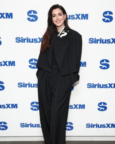 Anne Hathaway At Siriusxm Studios In Nyc 2026 3