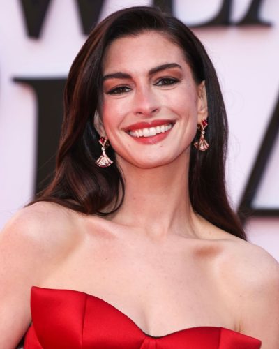 Anne Hathaway At The Devil Wears Prada 2 Premiere 2026 6