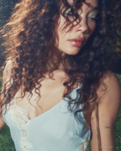 Ashley Moore looks stunning in stylish look