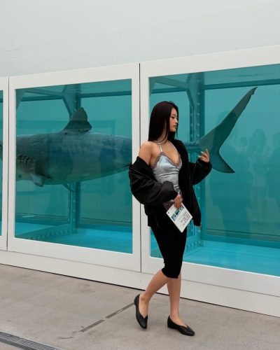 Cece Zhen Dazzles In Stylish Ensemble At 2023 Event 9