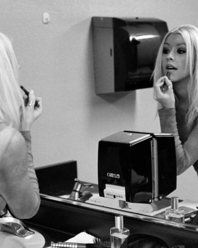 Christina Aguilera At Photoshoot 2001: Bold Style Statement 2