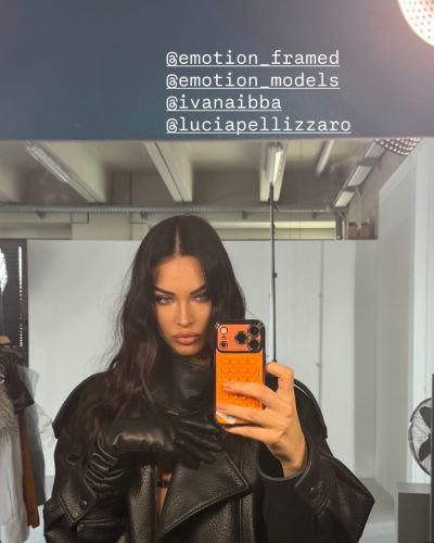 Daria Dereviankina: turns heads in black jacket