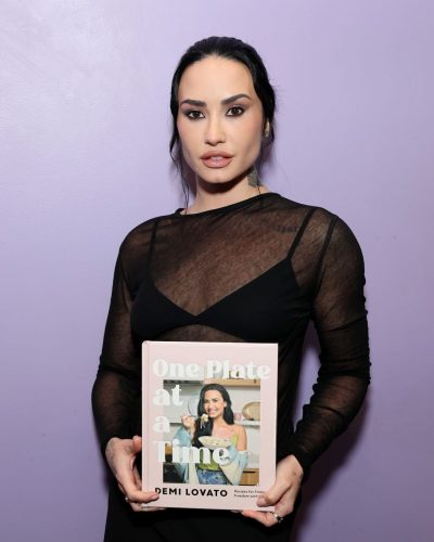 Demi Lovato turns heads in black dress