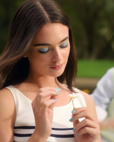 Deva Cassel photo image 2