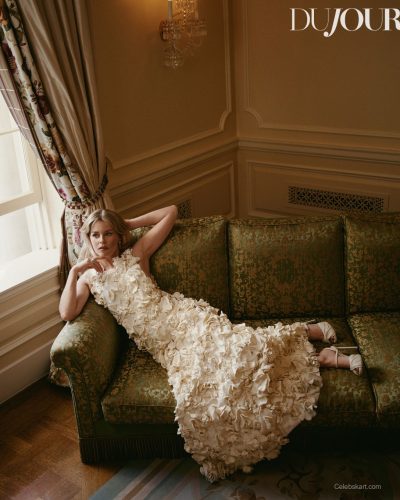 Elizabeth Banks in contemporary jumpsuit with striking silhouette and colors