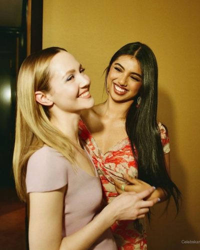 Iris Apatow At Event With Friends – 2026