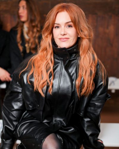 Isla Fisher Poses At Stella Mccartney Pfw 2023