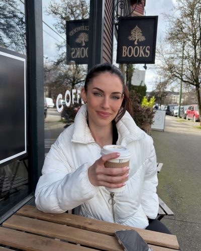 Jessica Lowndes black crop top paired with black leggings