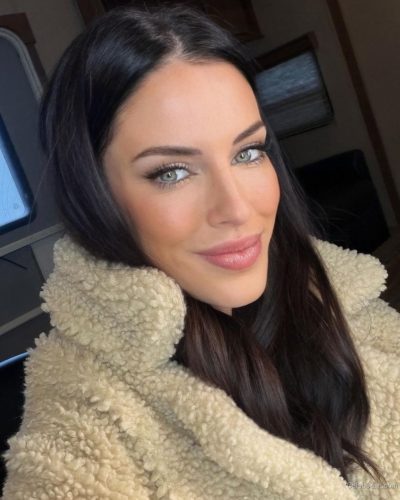 Jessica Lowndes casual black crop top and black leggings style