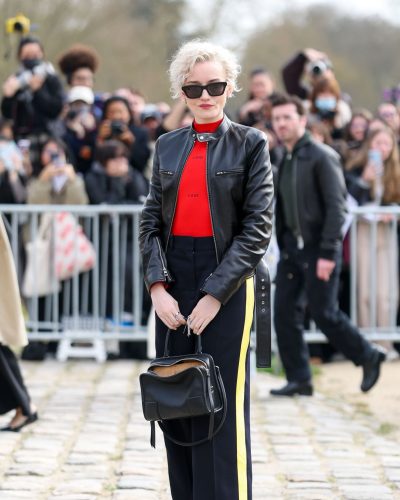 Julia Garner curly hair framing her face