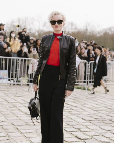 Julia Garner stylish accessories completing her appearance