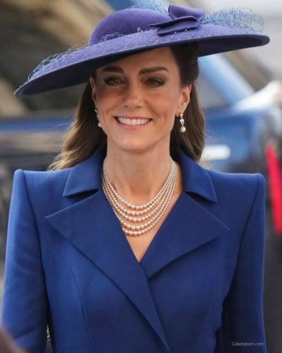 Kate Middleton pearl necklace layered with multiple strands