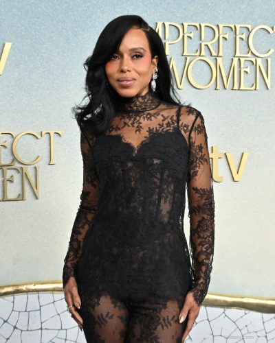 Kerry Washington looks stunning in black dress