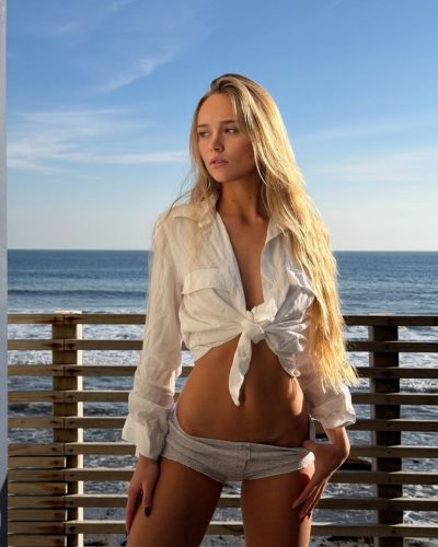 Kyla Dodds Beach Shoot 2023 picture 2