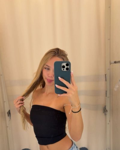 Kyla Dodds – Chic Outfits From The 2023 Fashion Shoot