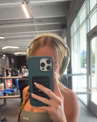 Kyla Dodds gray crop top and high-waisted shorts