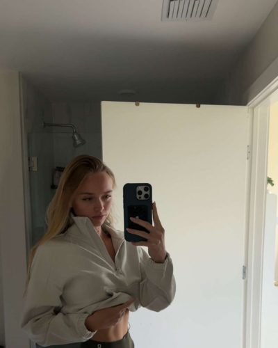 Kyla Dodds showcases stylish look