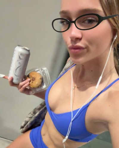 Kyla Dodds: wearing stylish look at appearance 2023