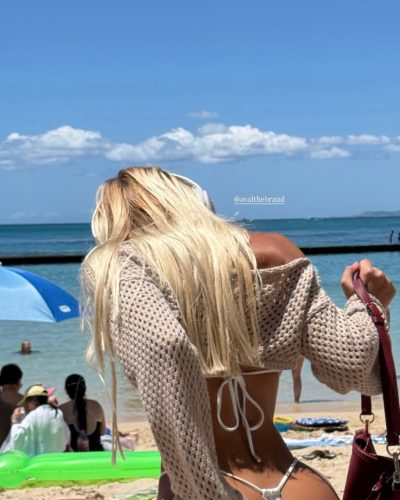 Leila Faler – Beach Day Style In 2023