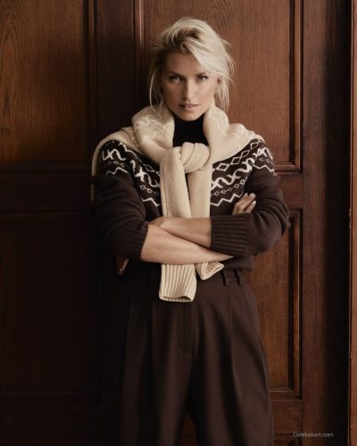 Lena Gercke high-waisted trousers in a rich brown shade