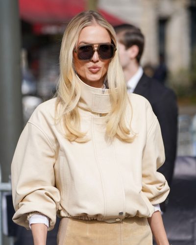 Leonie Hanne At Paris Fashion Week 2023 picture 6