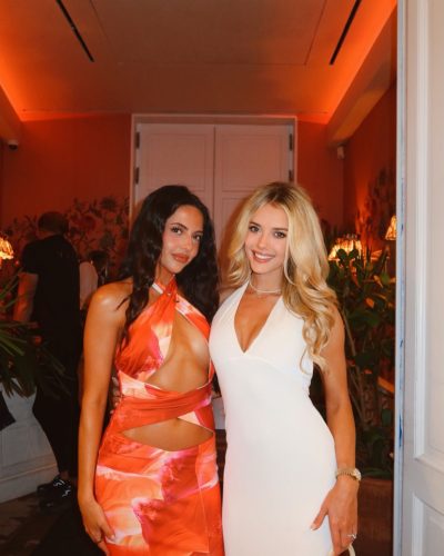 Lindsay Brewer photo image 14