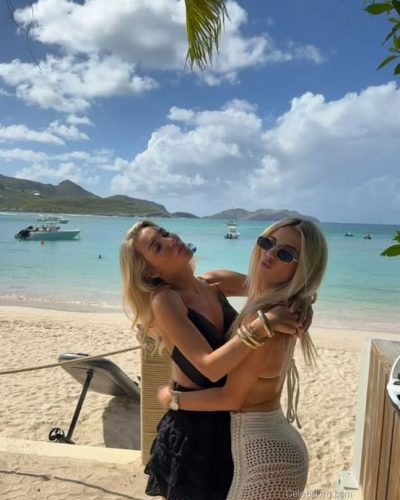 Lindsay Brewer photo image 4