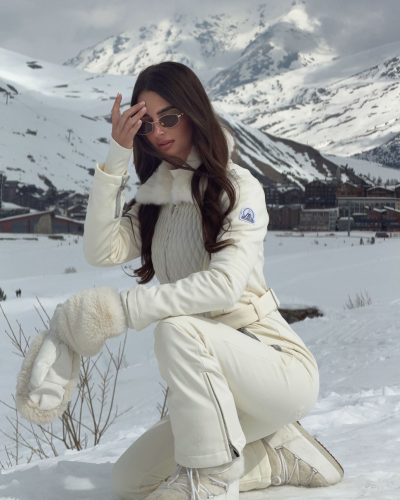 Maddy Cheary – Snowy Ski Fashion 2023 7