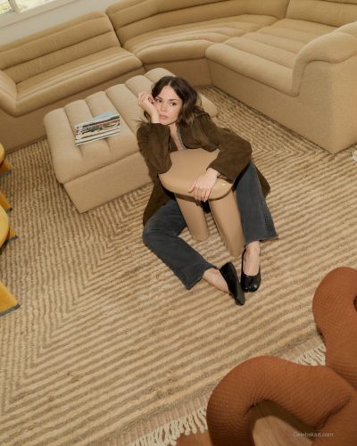 Maia Mitchell photo image 4