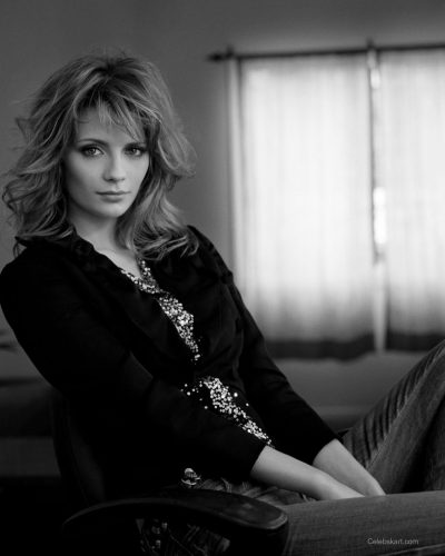 Mischa Barton wearing a pink gown featuring a flattering silhouette.