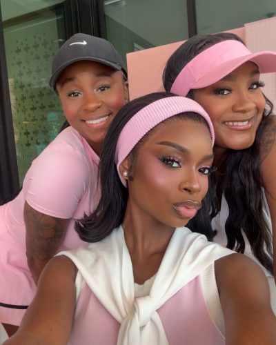 Olandria in pink top image 13