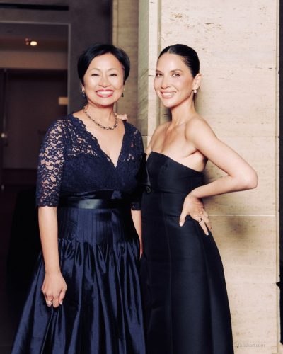 Olivia Munn stylish black dress with sophisticated silhouette