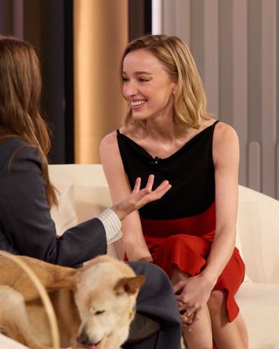 Phoebe Dynevor photo image 4