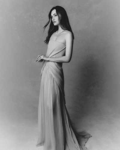 Phoebe Tonkin in a gown featuring clean lines and luxurious fabric