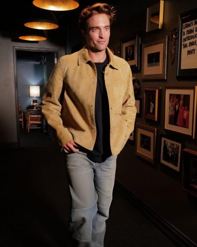 Robert Pattinson spotted in black jacket during appearance