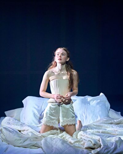 Sadie Sink Shines In Romeo & Juliet 2023 Theatre