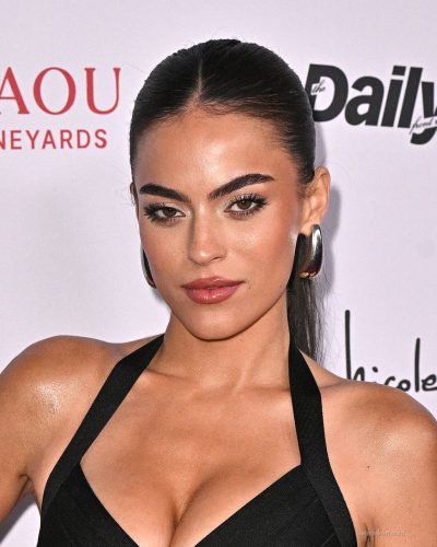 Sarah Jane Nader latest photo in white dress January 2026 image 2