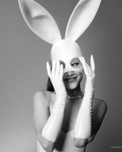 Ariana Grande photo image 5