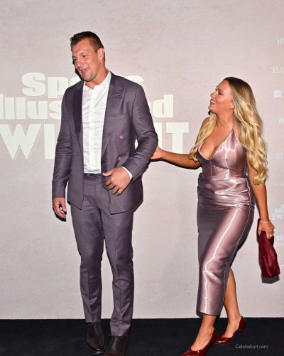 Camille Kostek photo image 2